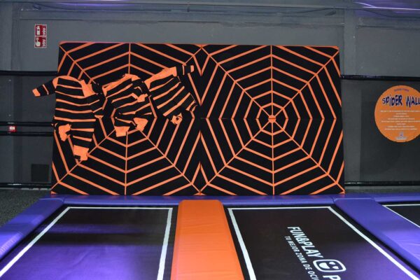spider-wall-fun-play-park-ocio-basauri-bilbao-bizkaia spider-wall-fun-play-park-ocio-basauri-bilbao-bizkaia