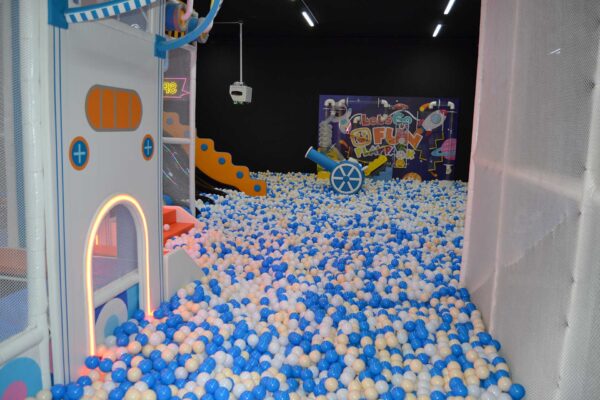 49-parque-de-ocio-fun-play-park-gamarra-vitoria-gasteiz 49-parque-de-ocio-fun-play-park-gamarra-vitoria-gasteiz